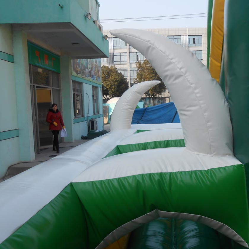 Inflatable Obstacle OB18